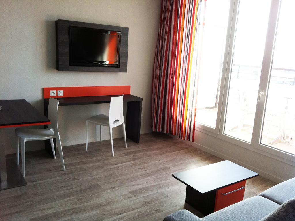 Aparthotel Adonis Paris Sud à Chevilly-Larue Extérieur photo